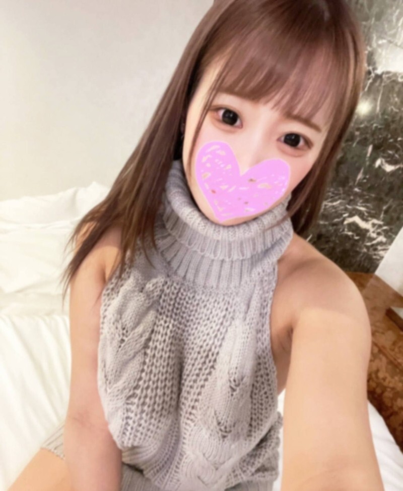 FC2-PPV-4670050 [uncensored] สนับสนุน H-Cup Beauty ที่เป็นโสดและดิ้นรนหลังจากถูกโกงโดยสามีที่หล่อเหลาของเธอ! คุณคิดว่าเธอคงไม่ชอบ แต่เธอก็มีเขามากจนเธอดุร้ายและเขาก็ผลักไก่ของเขาเข้าไปลึกเข้าไปในเขา